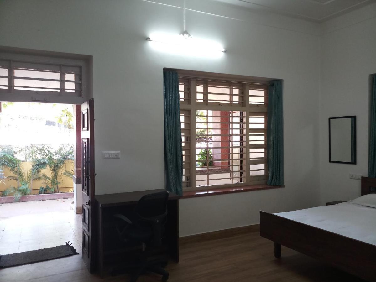 Srinekatan Heritage Villa Homestay Αχμπανταμπάντ Εξωτερικό φωτογραφία