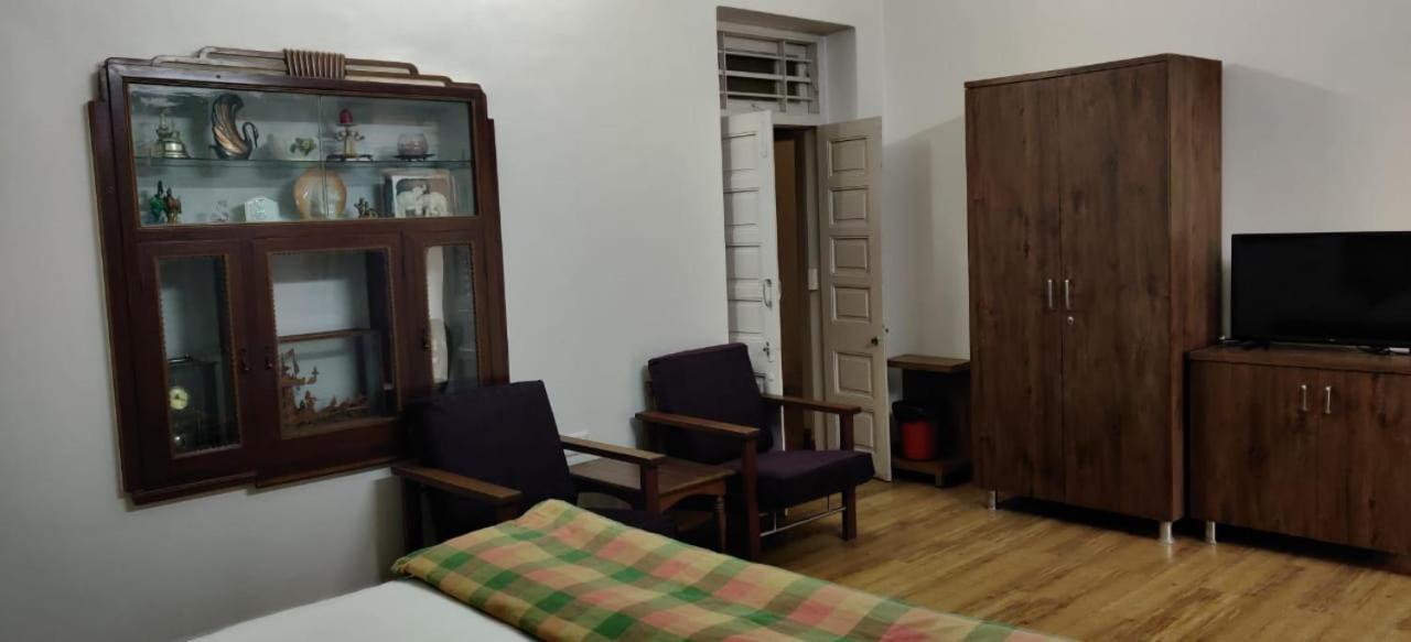 Srinekatan Heritage Villa Homestay Αχμπανταμπάντ Εξωτερικό φωτογραφία