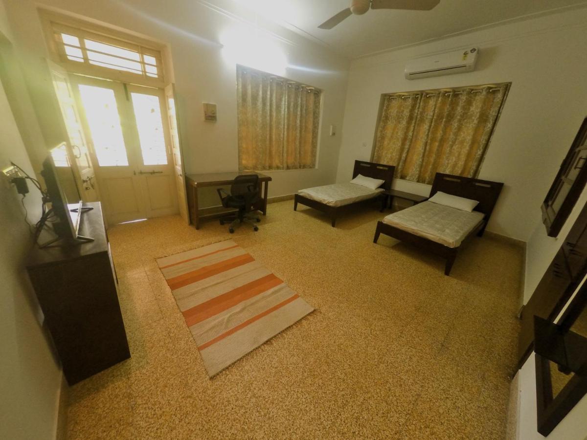 Srinekatan Heritage Villa Homestay Αχμπανταμπάντ Εξωτερικό φωτογραφία